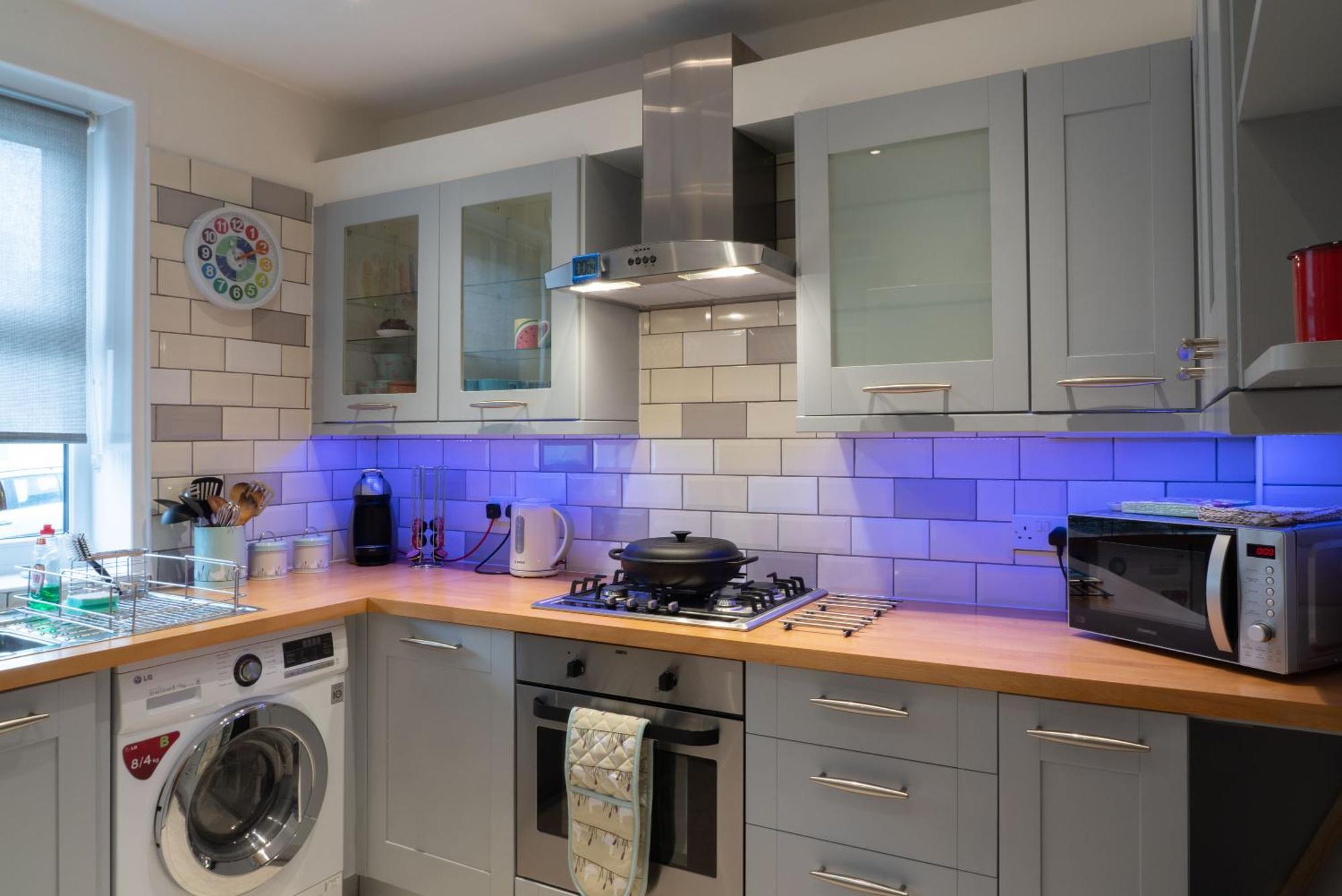 Sunny Queens Park - Garden & Private Parking * Brighton