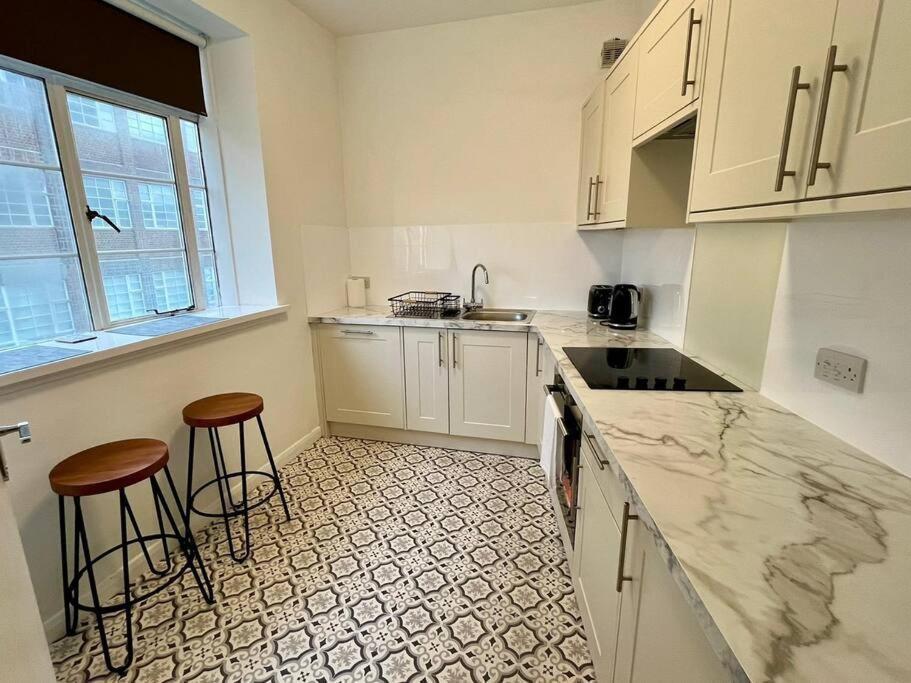 Pavilion Pad. Apartment