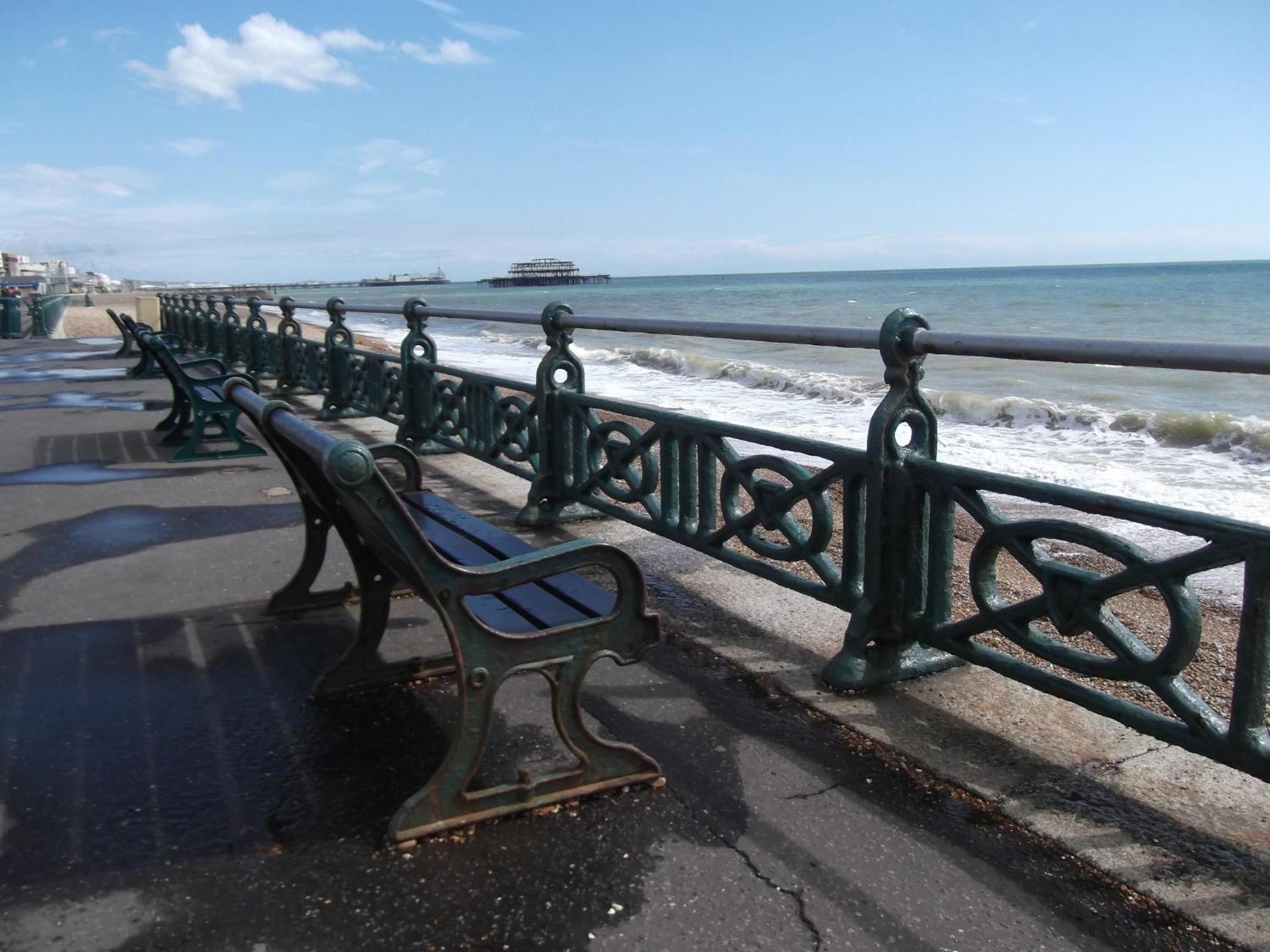 Guest house Seafield House 4*