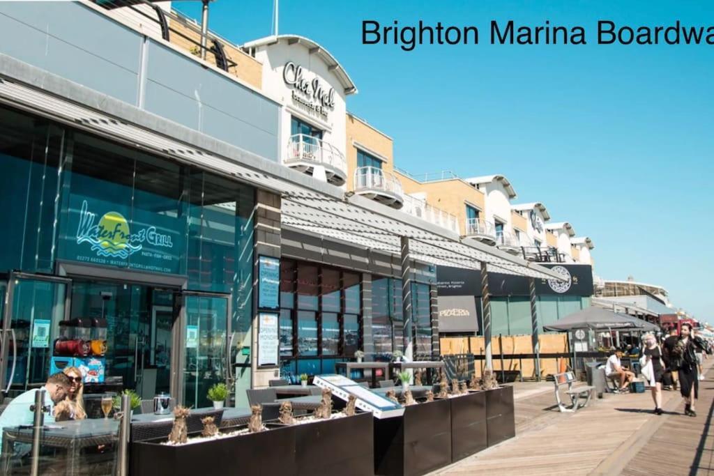 Marina Waves Apartment- Brighton, Free Parking, Patio, Ground-floor Home, Sleeps 3