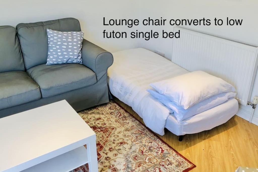Apartment Marina Waves Apartment- Brighton, Free Parking, Patio, Ground-floor Home, Sleeps 3 *