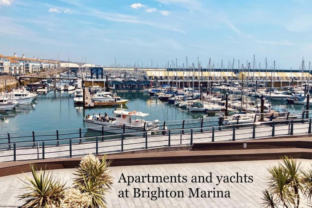 Apartment Marina Waves Apartment- Brighton, Free Parking, Patio, Ground-floor Home, Sleeps 3