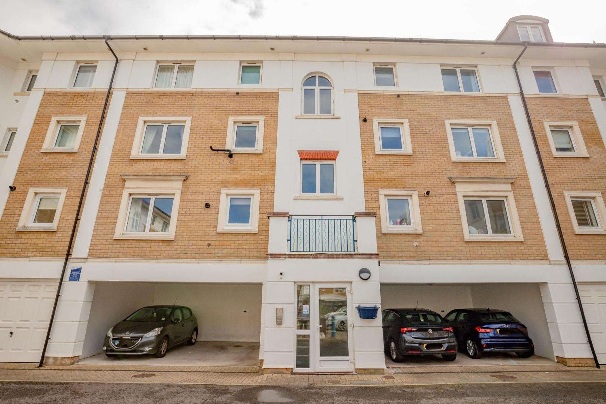 Guest Homes - Araminta Apartment Brighton