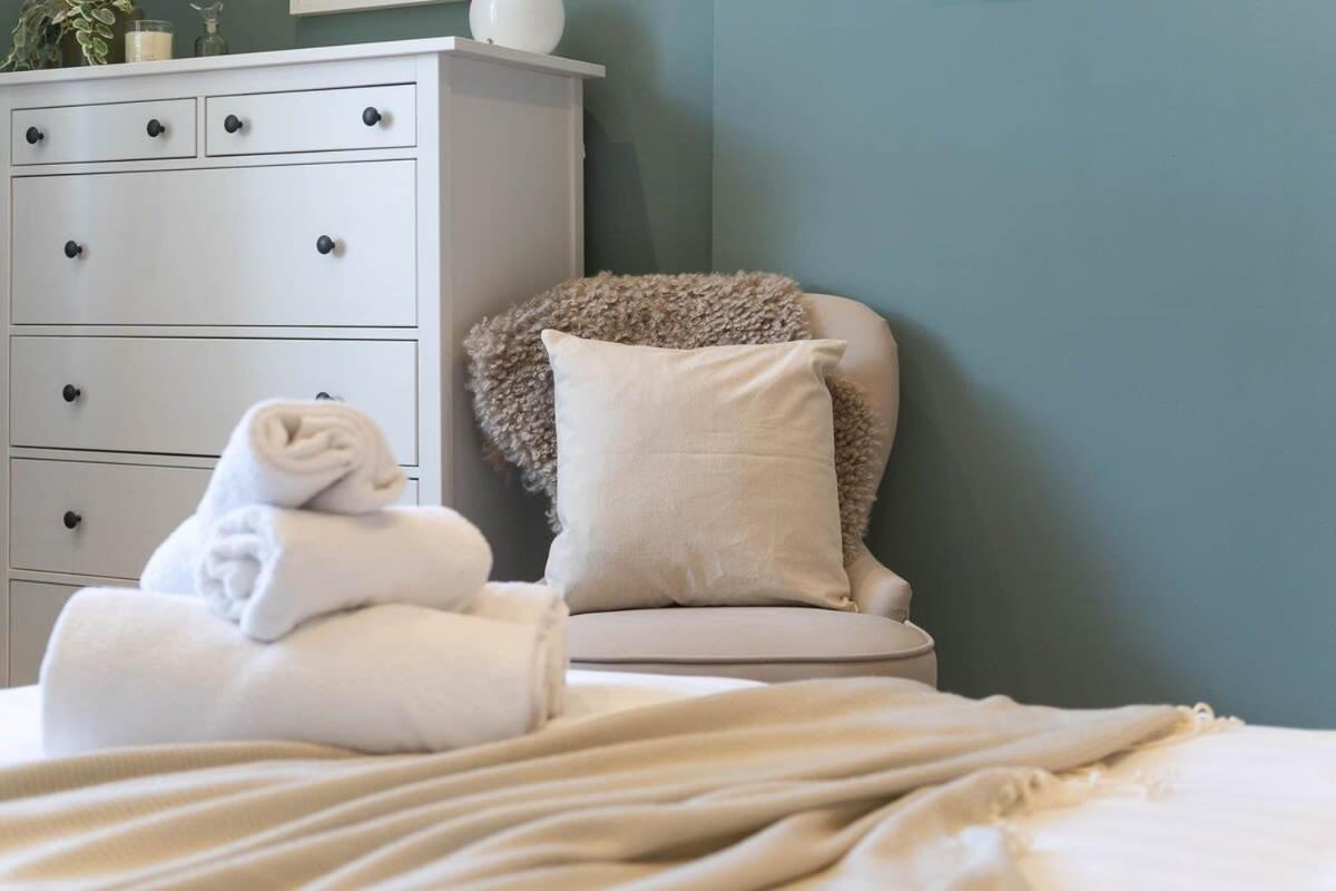 Apartment Host & - Round Hill *
