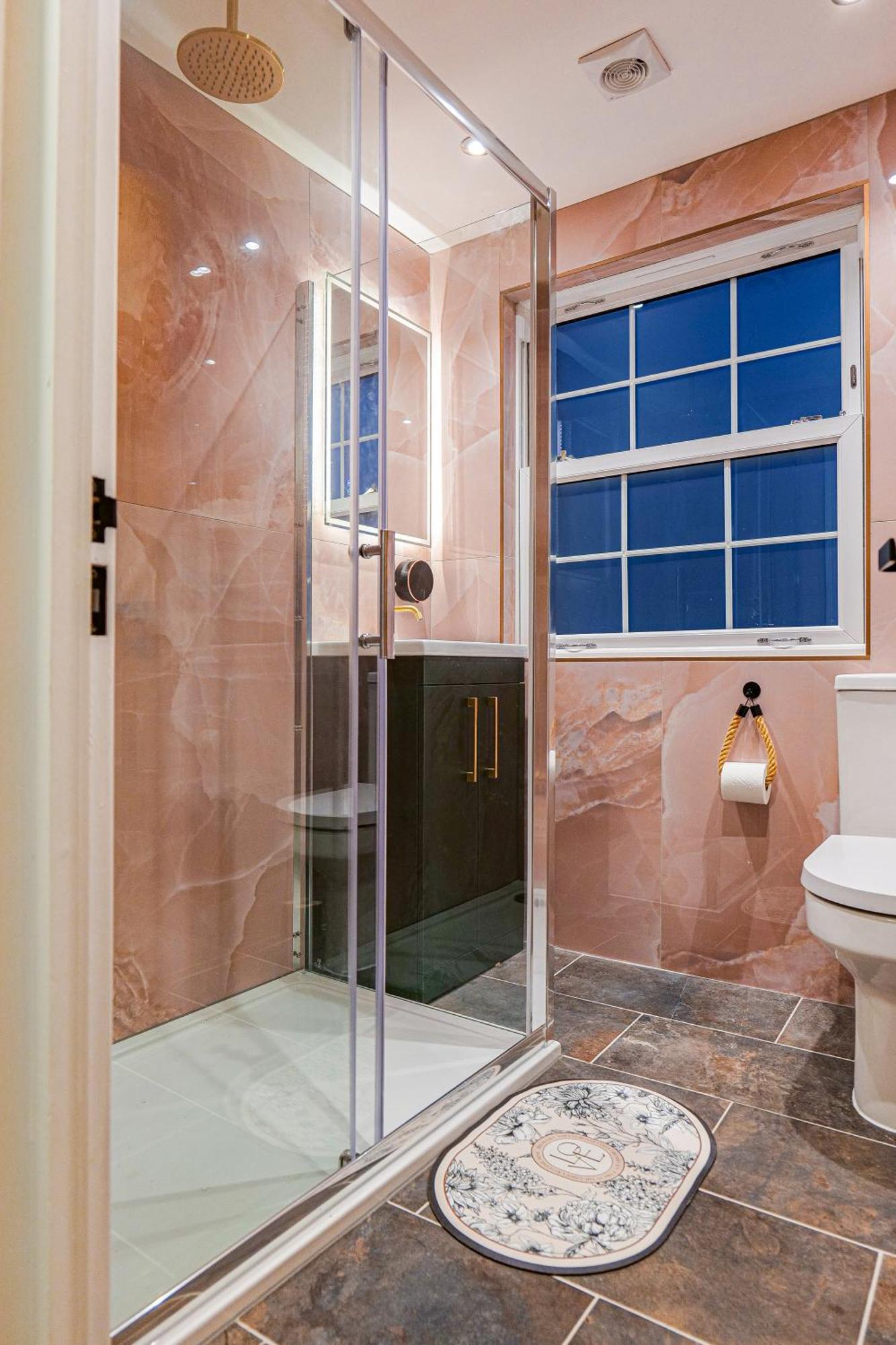 Hyacinth - Luxury Brighton