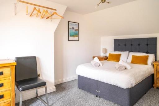 Tu Casa , A Beautiful & Peaceful 4 Bedroom House With Garden, Bbq Area , Ev & Parking Holiday home Brighton
