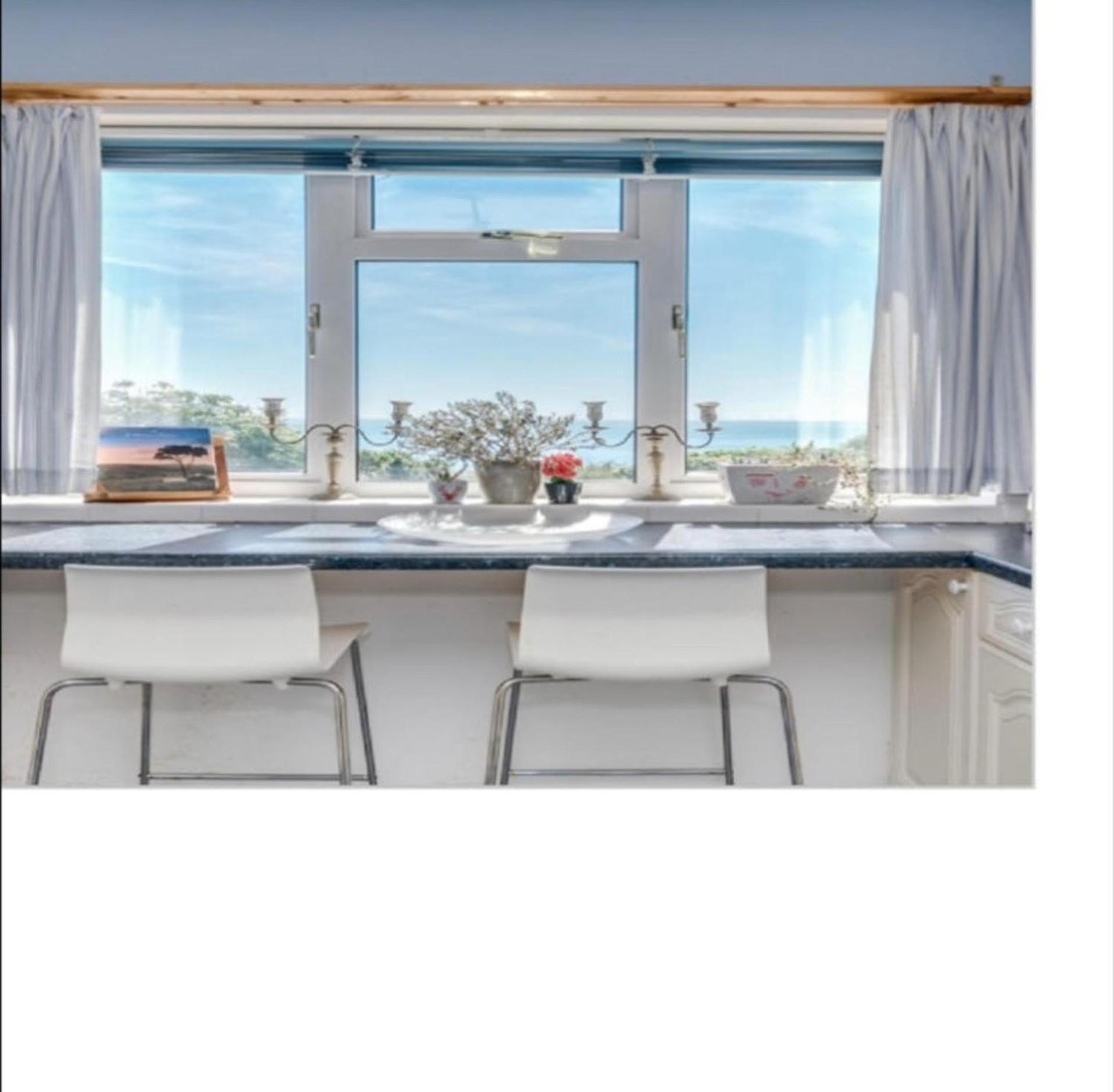 - 3 Beds - Pet Friendly - Sea View Holiday home *