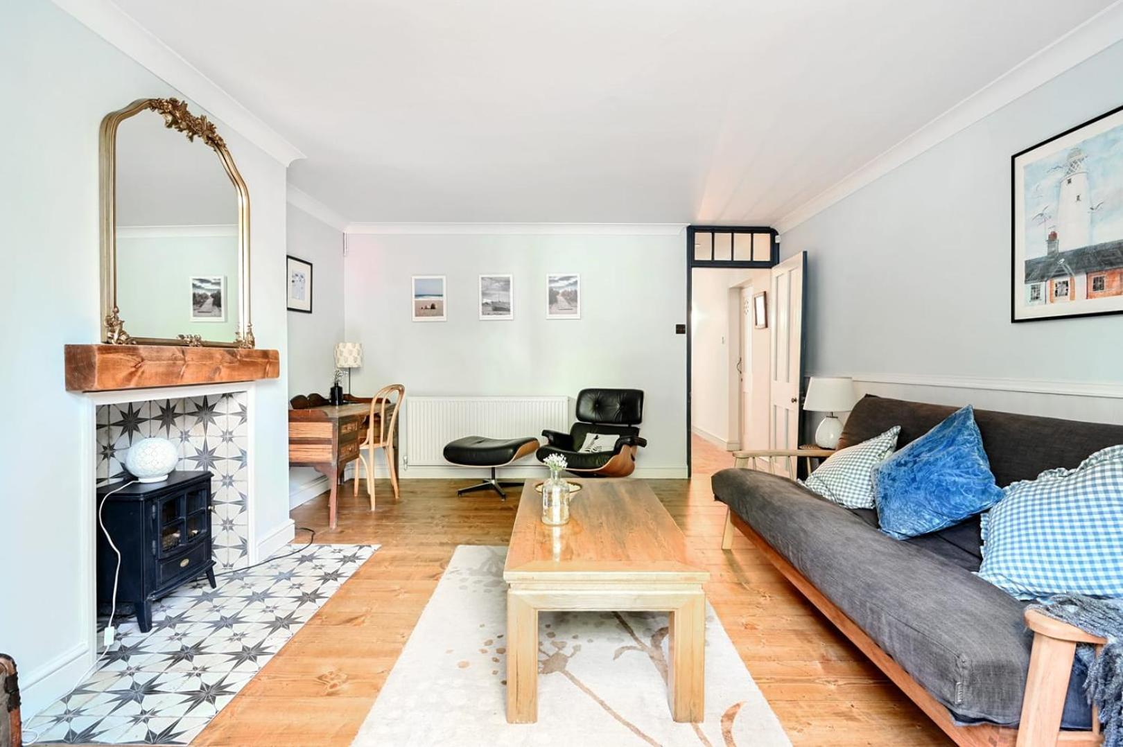 Apartment Host & - Hanover Rest *