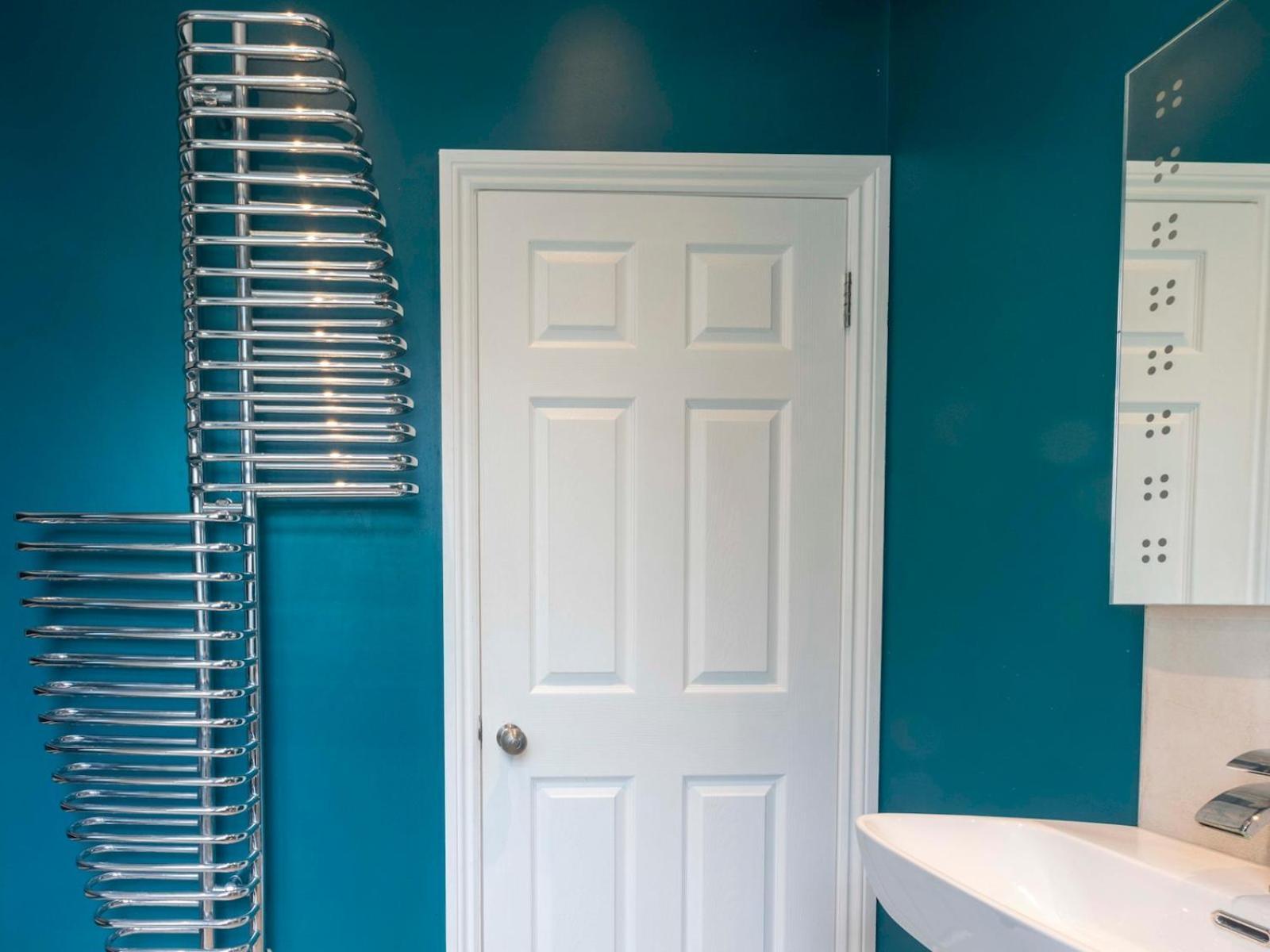 Pass The Keys Stylish Boho Chic House - Location Holiday home *