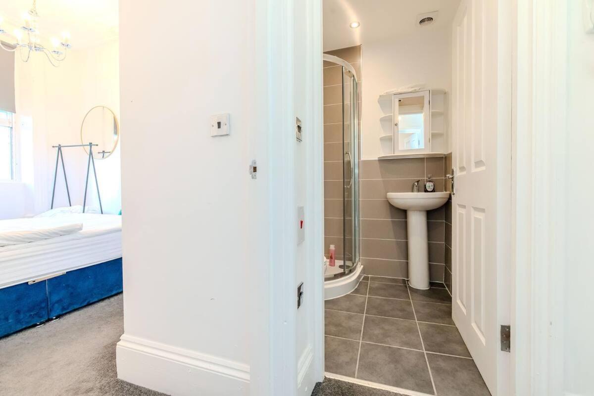 Modern Flat Near Centre *
