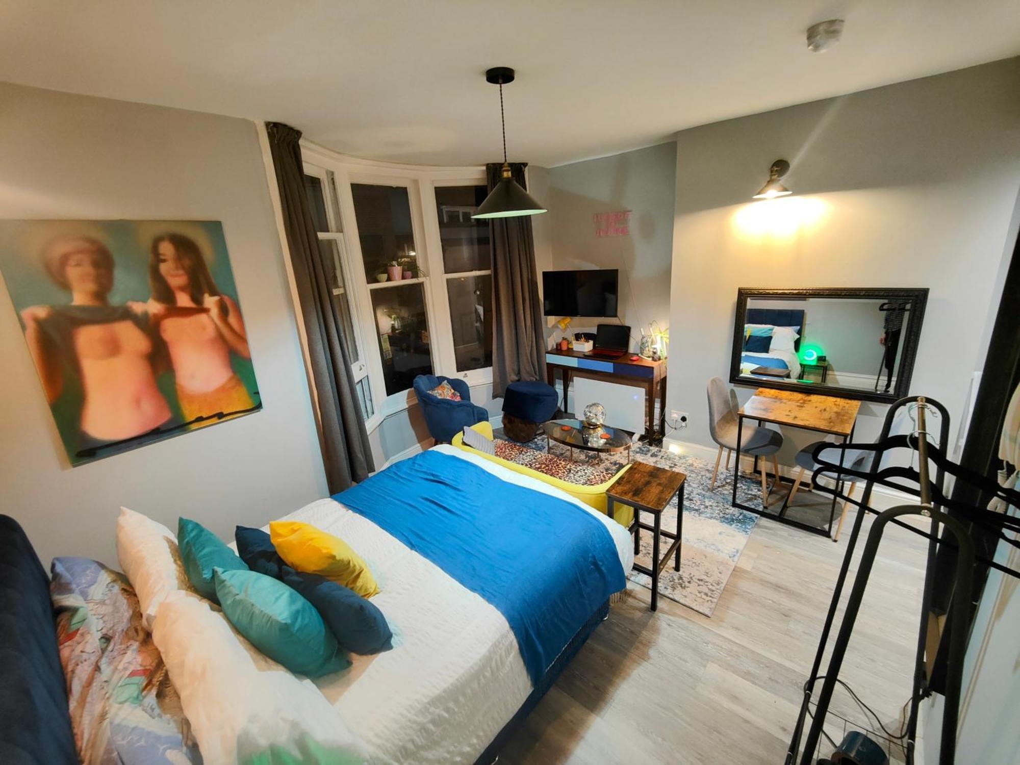 Apartment 13 *