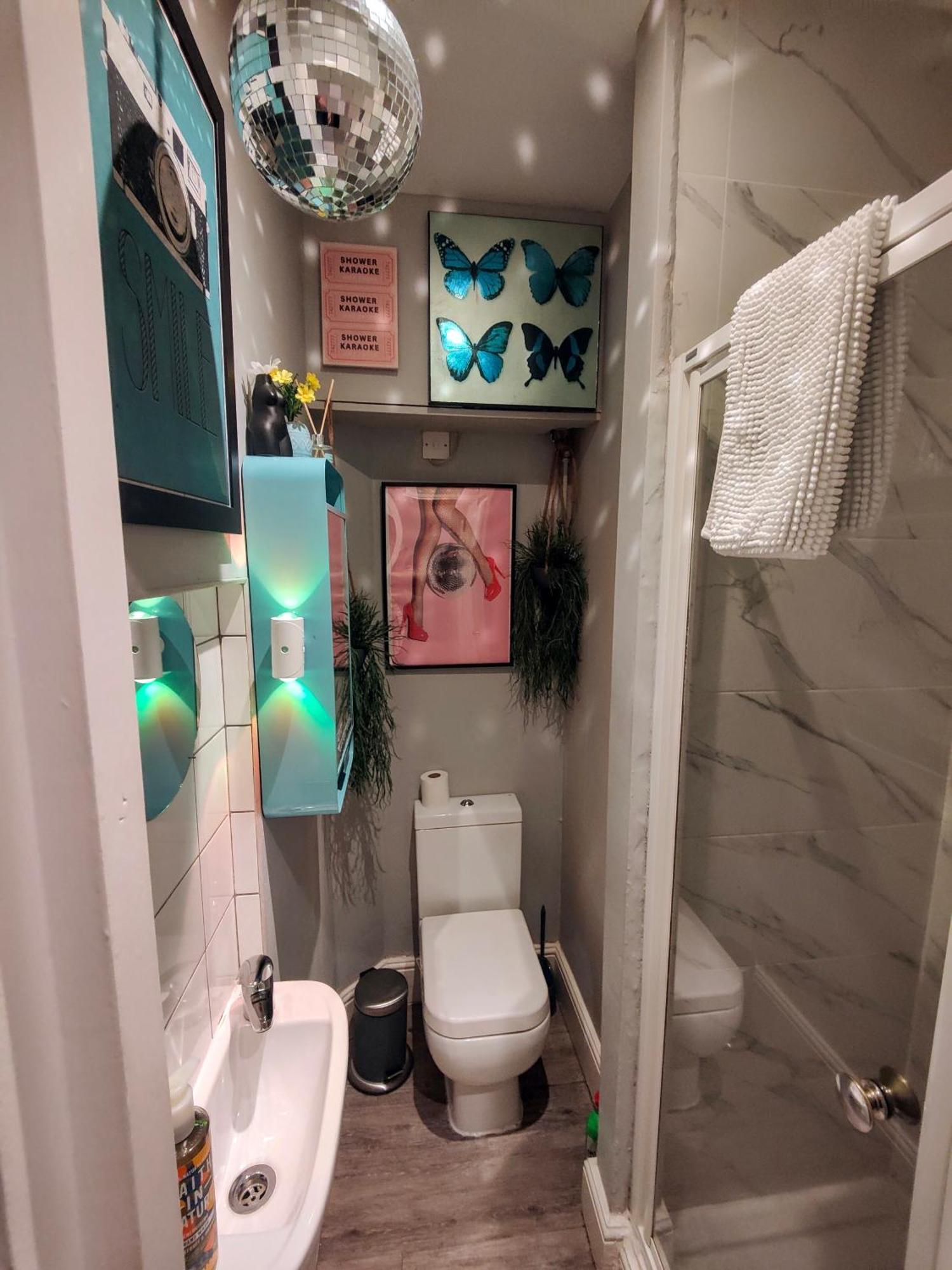 13 Apartment *