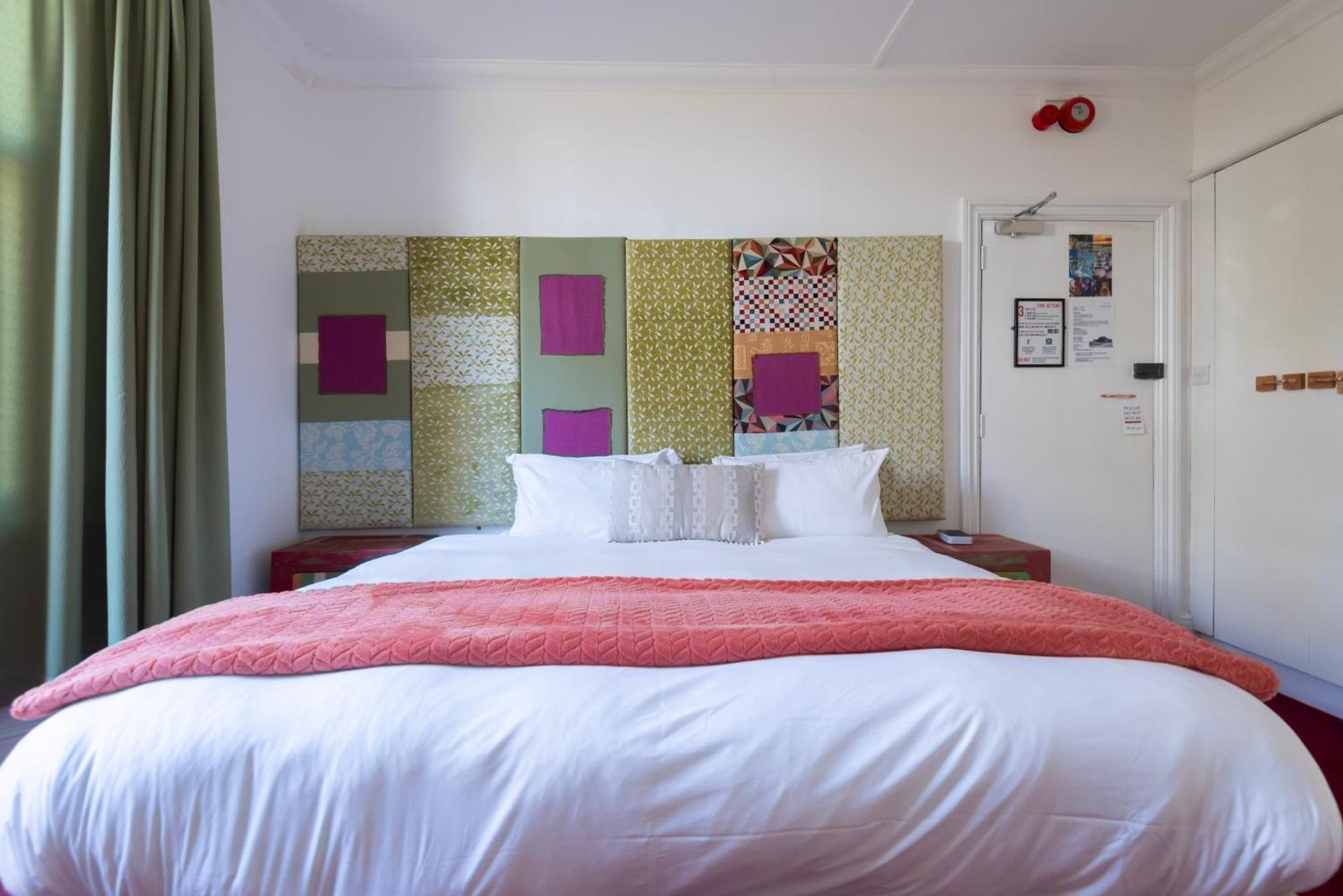 Innit Cavalaire 4* Brighton