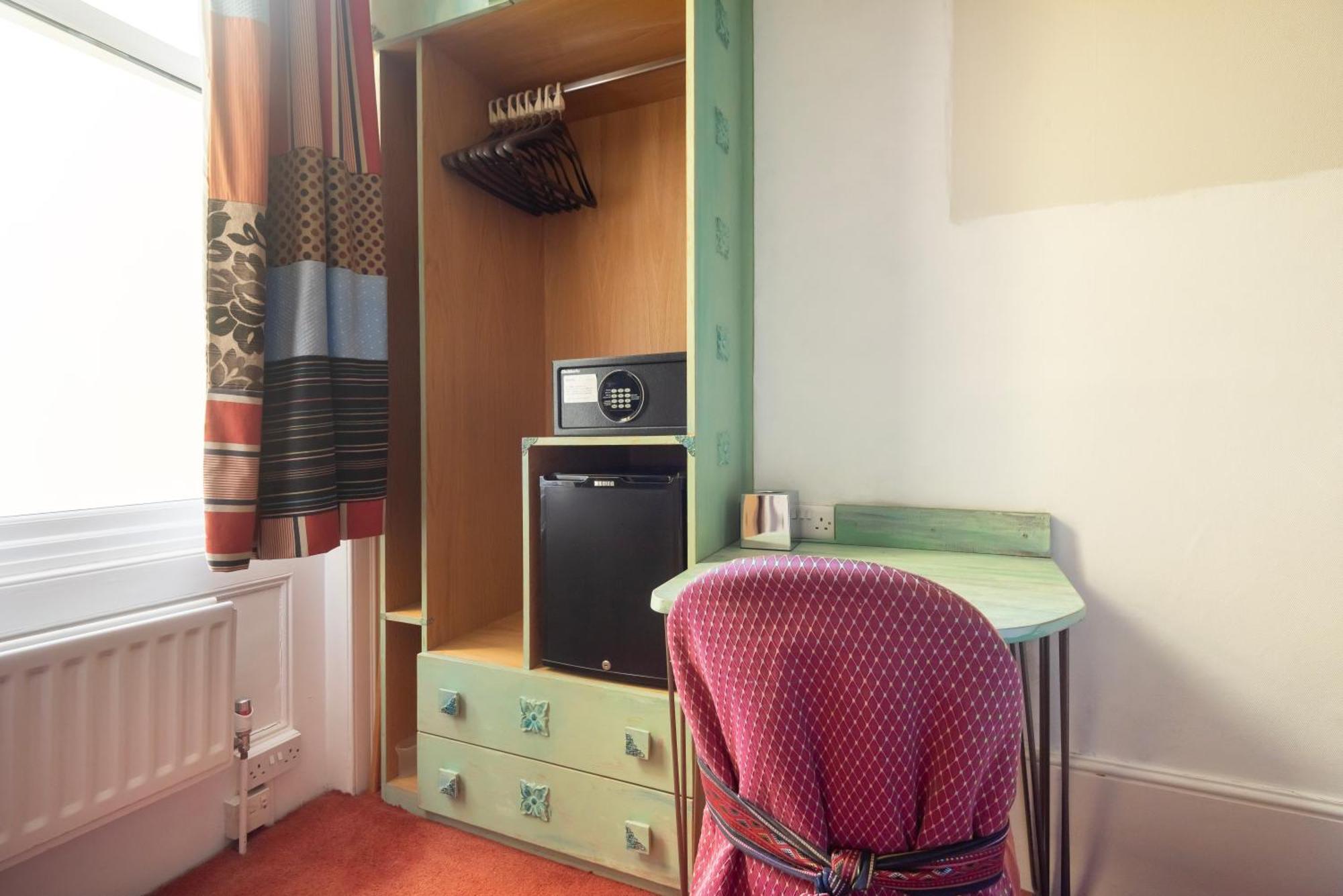 Guest house Innit Cavalaire 4*