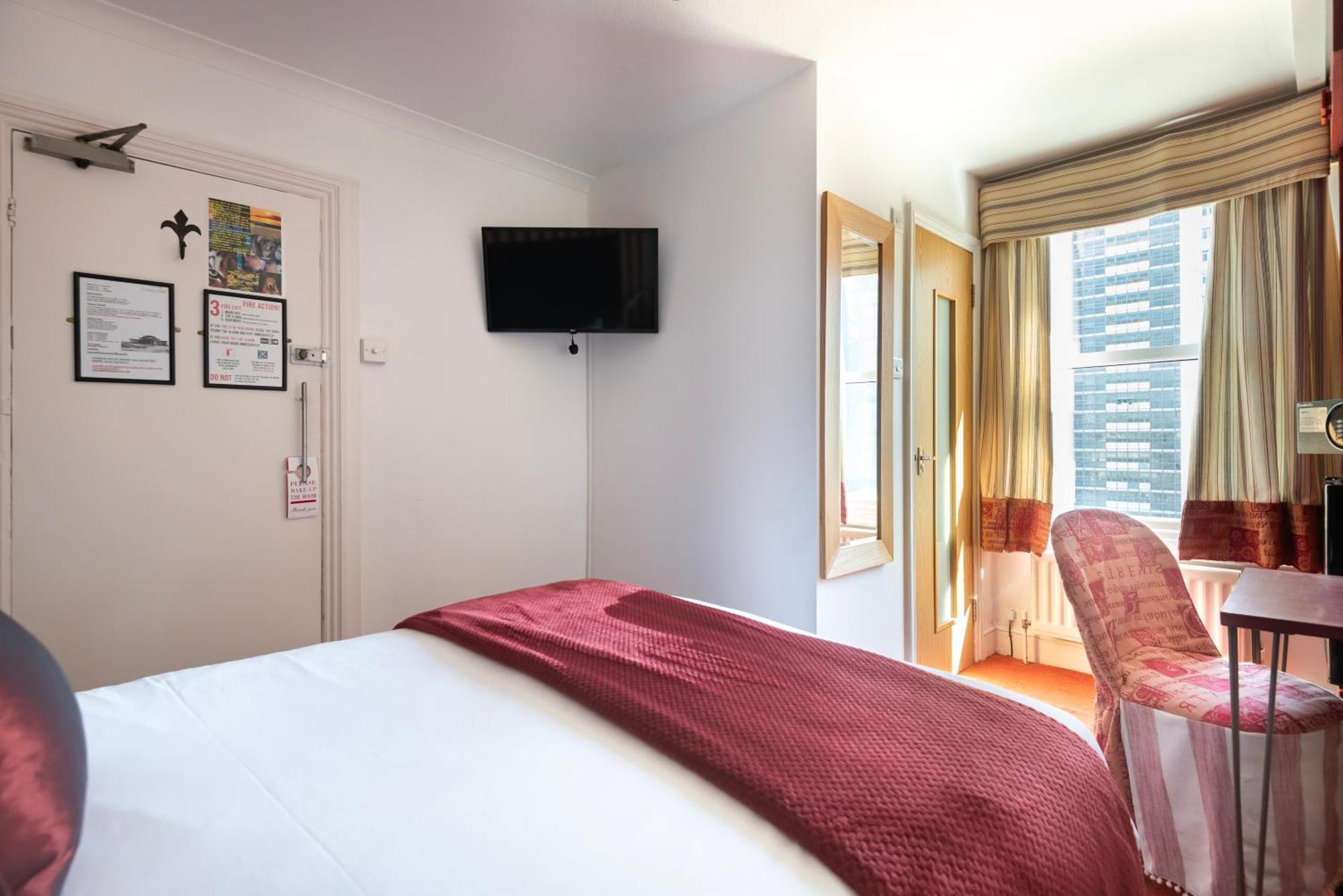 Innit Cavalaire 4* Brighton