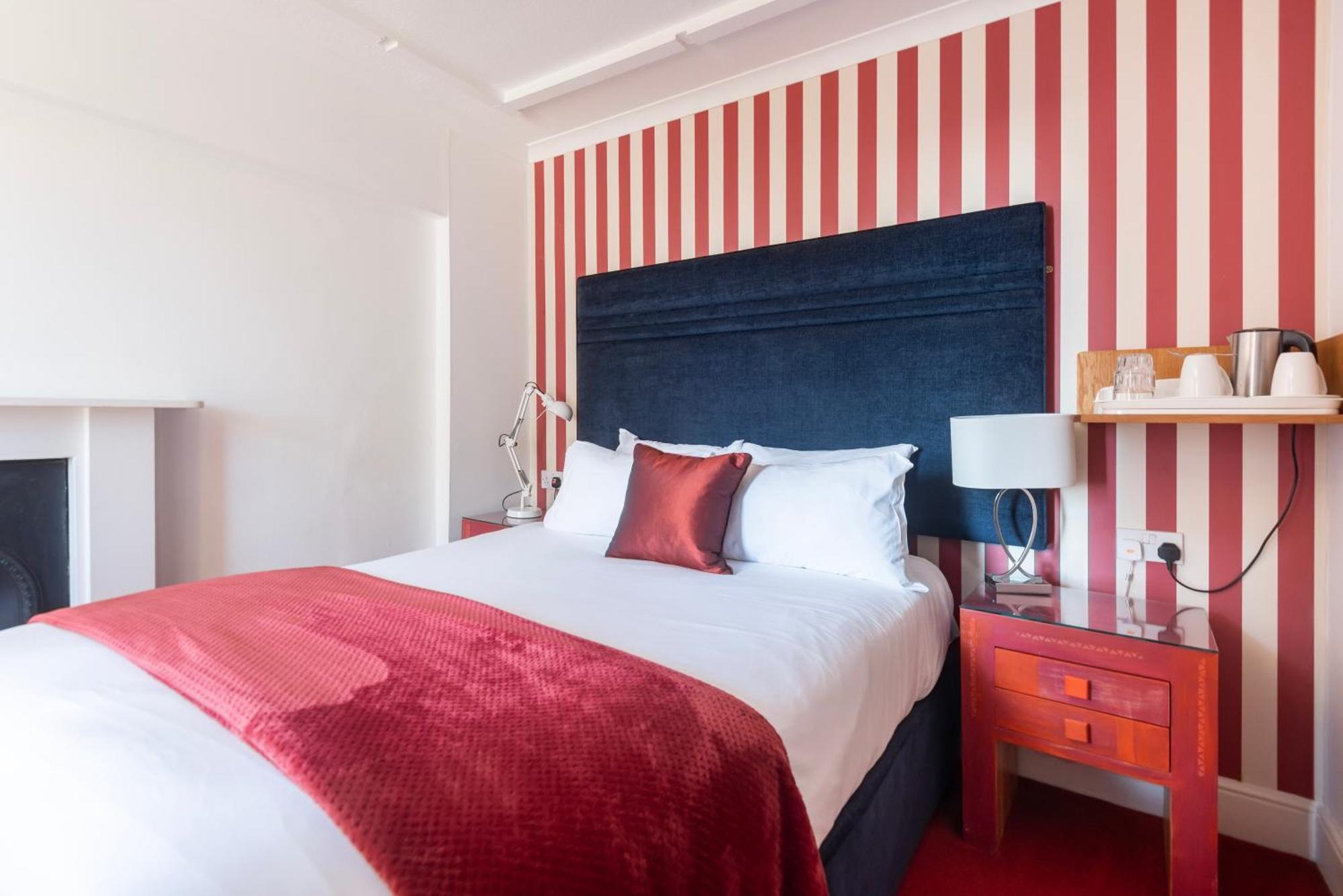 Innit Cavalaire 4* Brighton