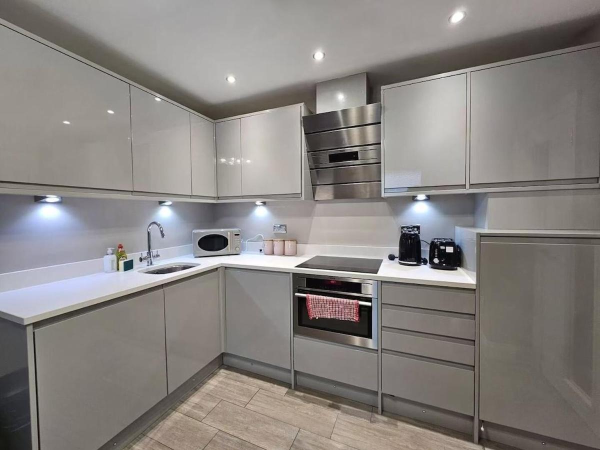 Apartment Hazelnut Seafront One Bedroom Bn1gre36 Brighton