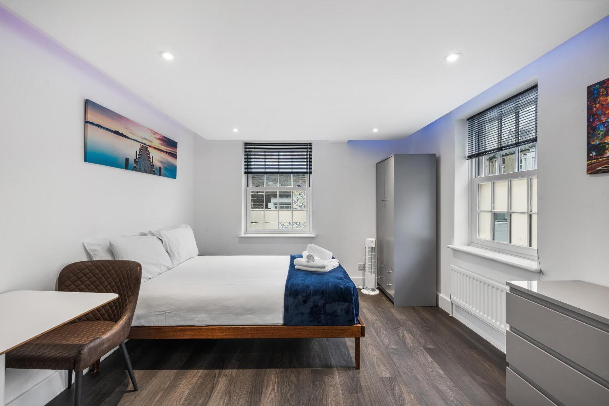 Queens Place - 3 Bedroom Apartment