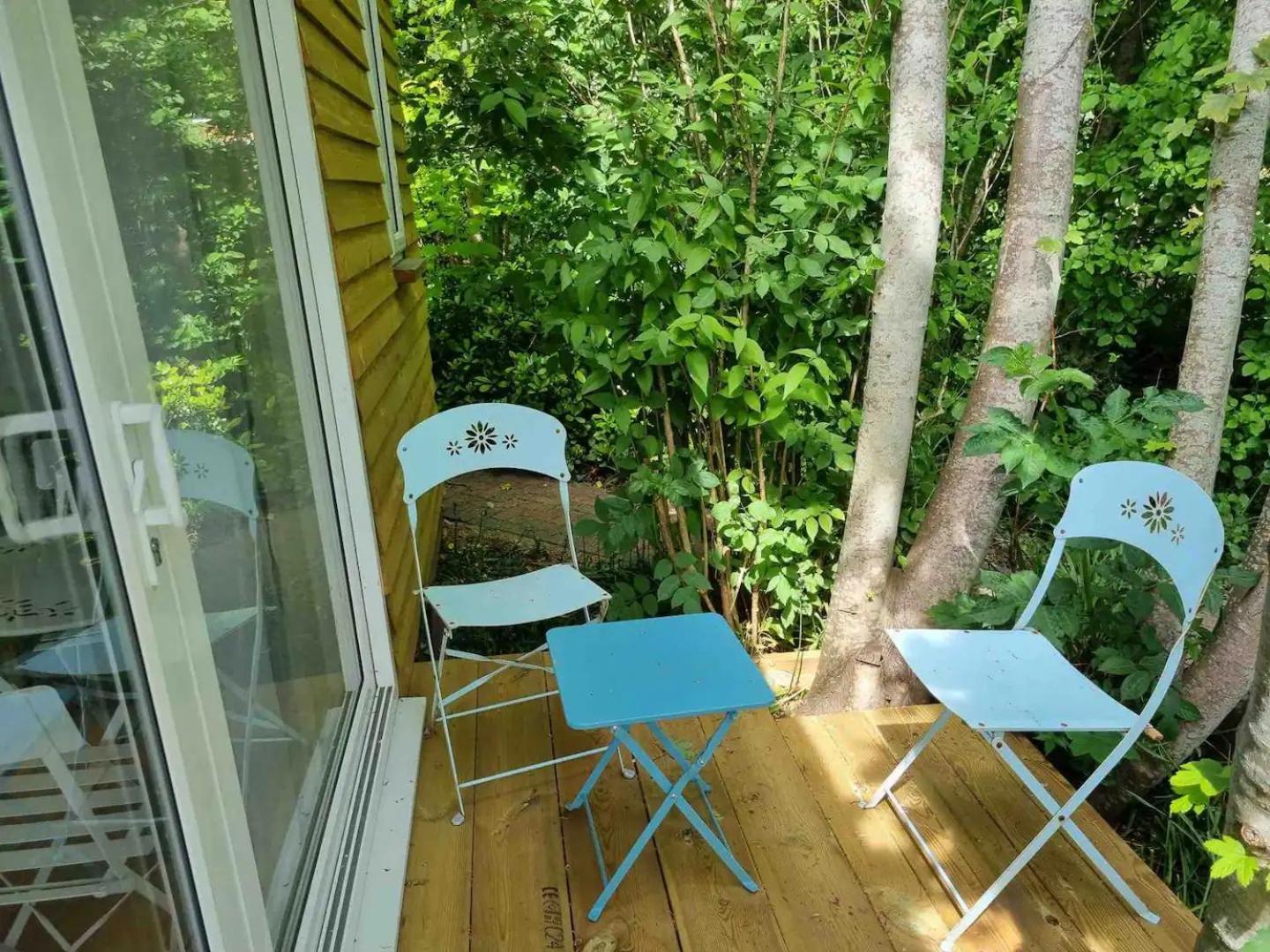 Modern In Hove, Walk To The Sea & South Downs, Easy Access To Apartment *