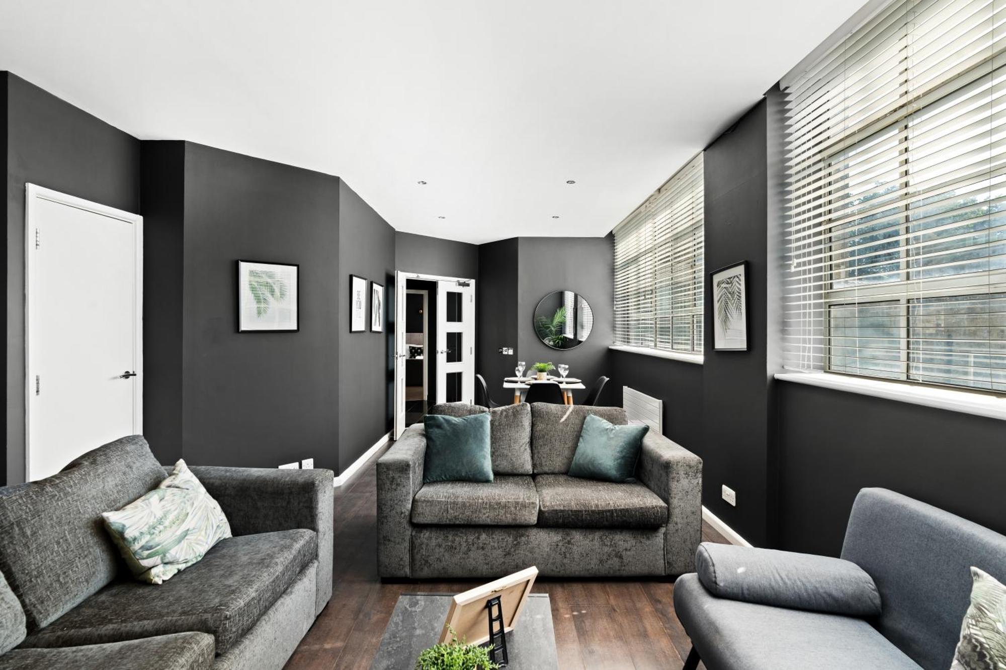 Apartment Botanic 2br Retreat By The