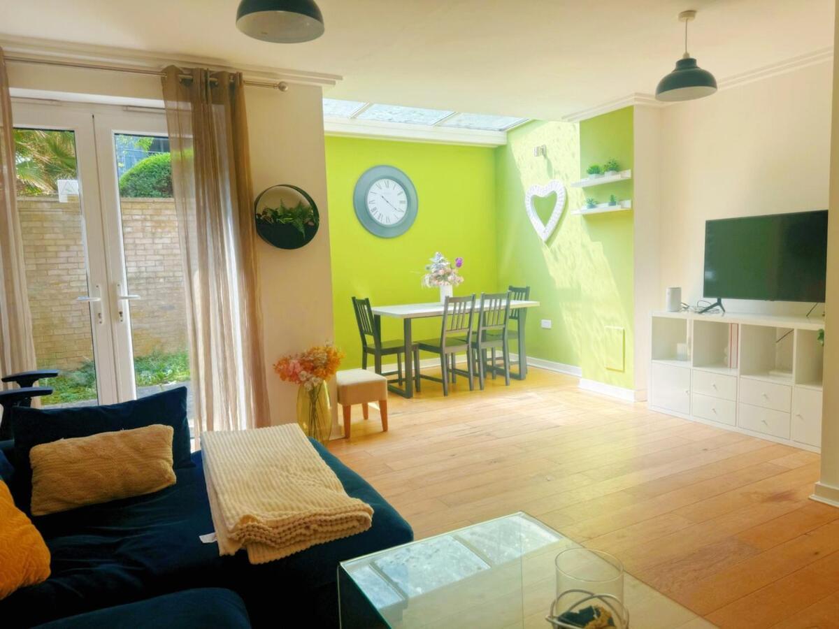 Sunny 4 Bedrooms Town House Brighton