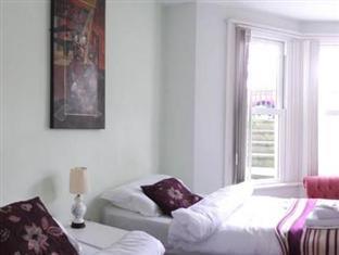 Seafield House Guest house