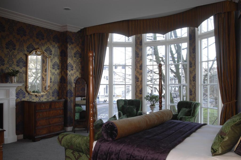 Royal York Hotel 4*