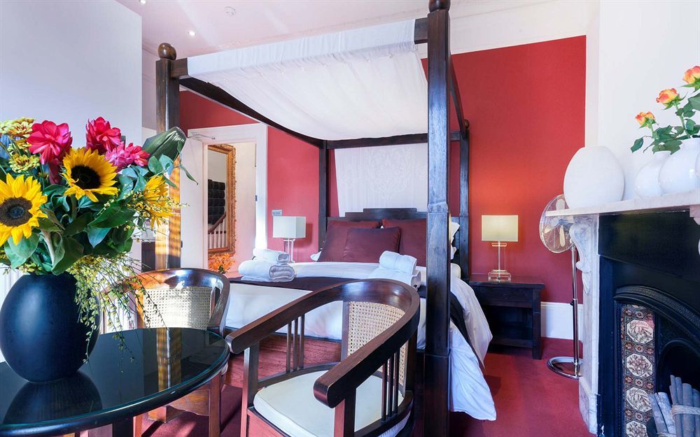 Innit Cavalaire Guest house