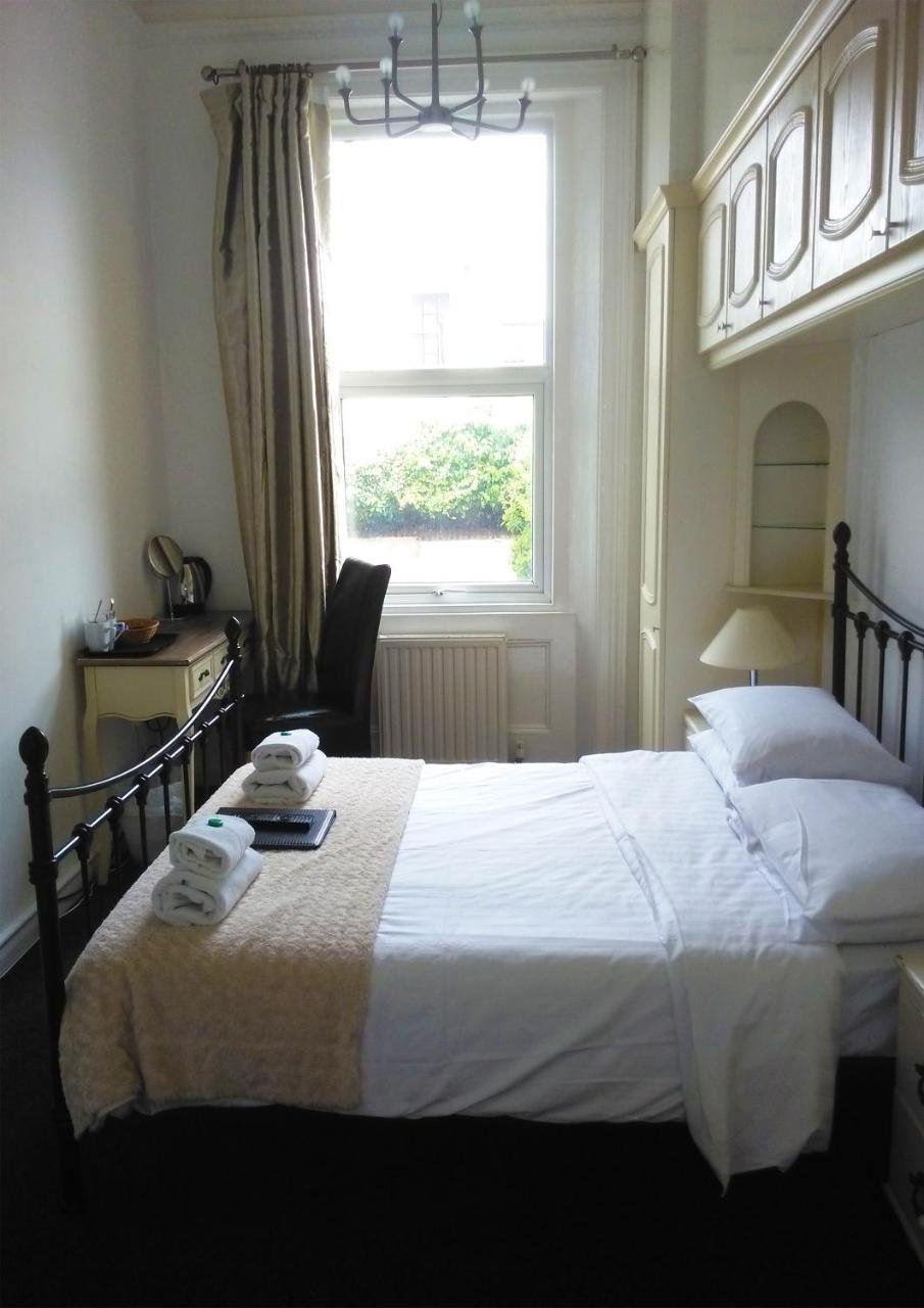 Seafield House 4* Brighton
