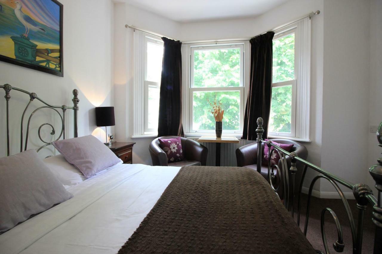 Seafield House Guest house 4*