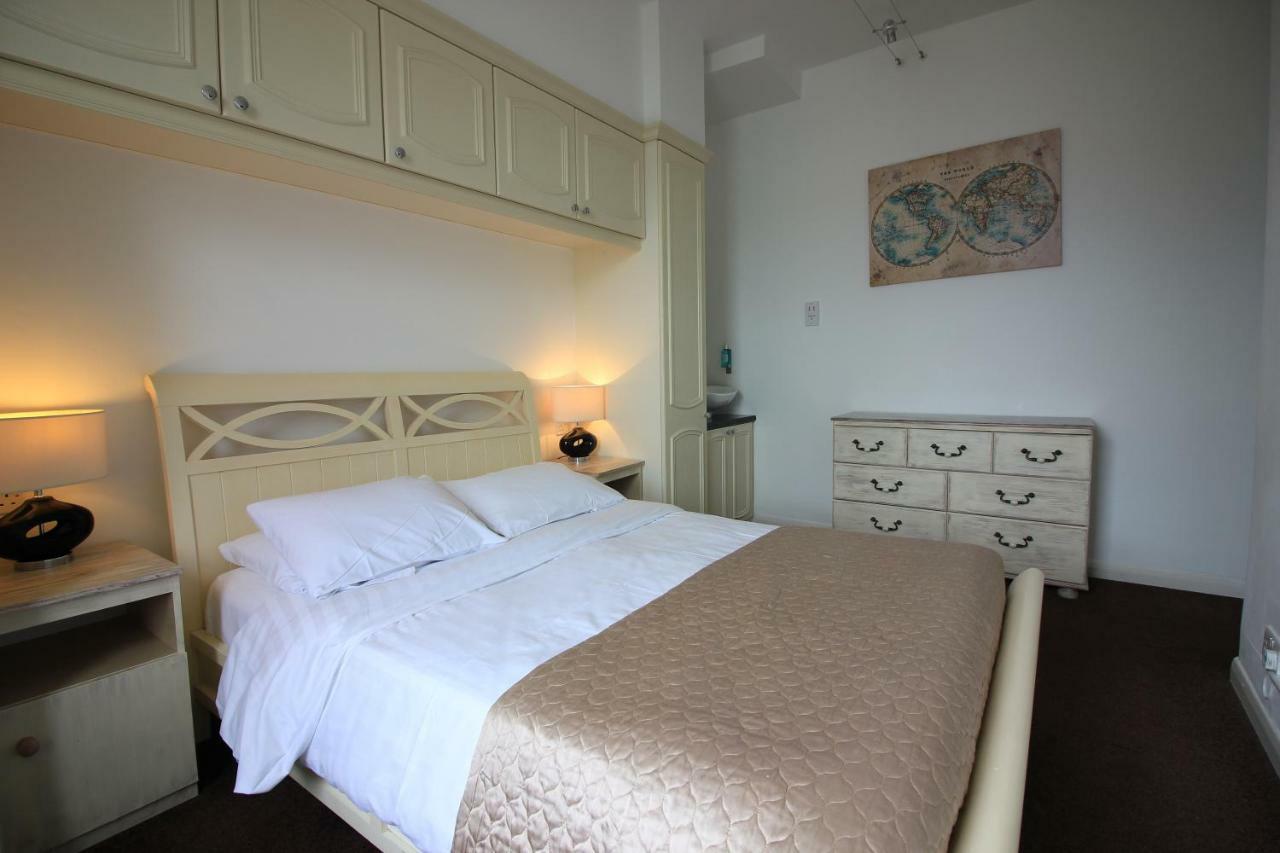 Seafield House Guest house 4*