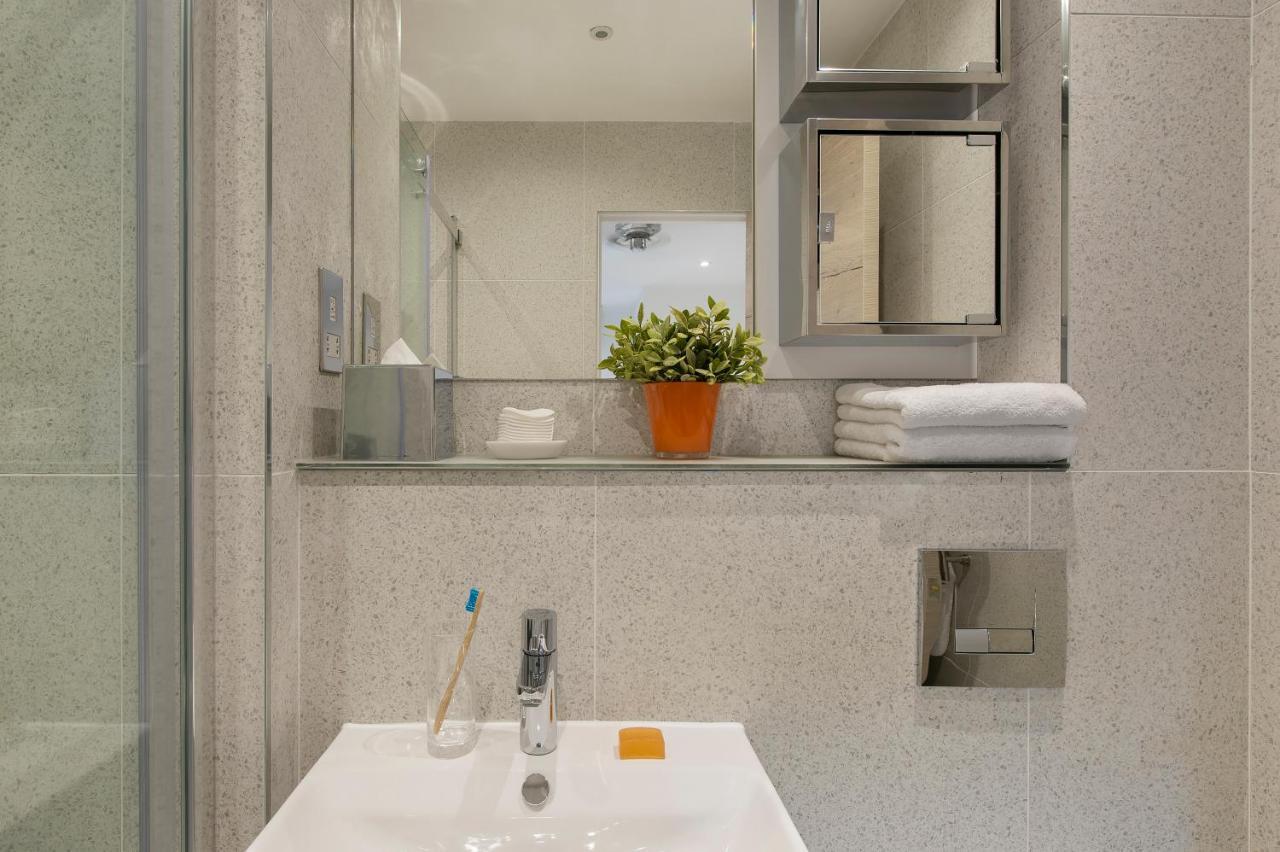 Q Square By Supercity 4*
